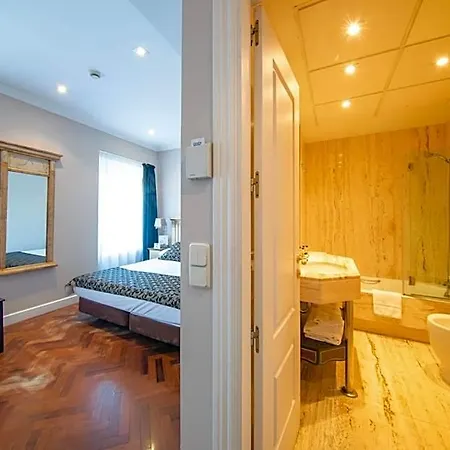 Soho Boutique 4*